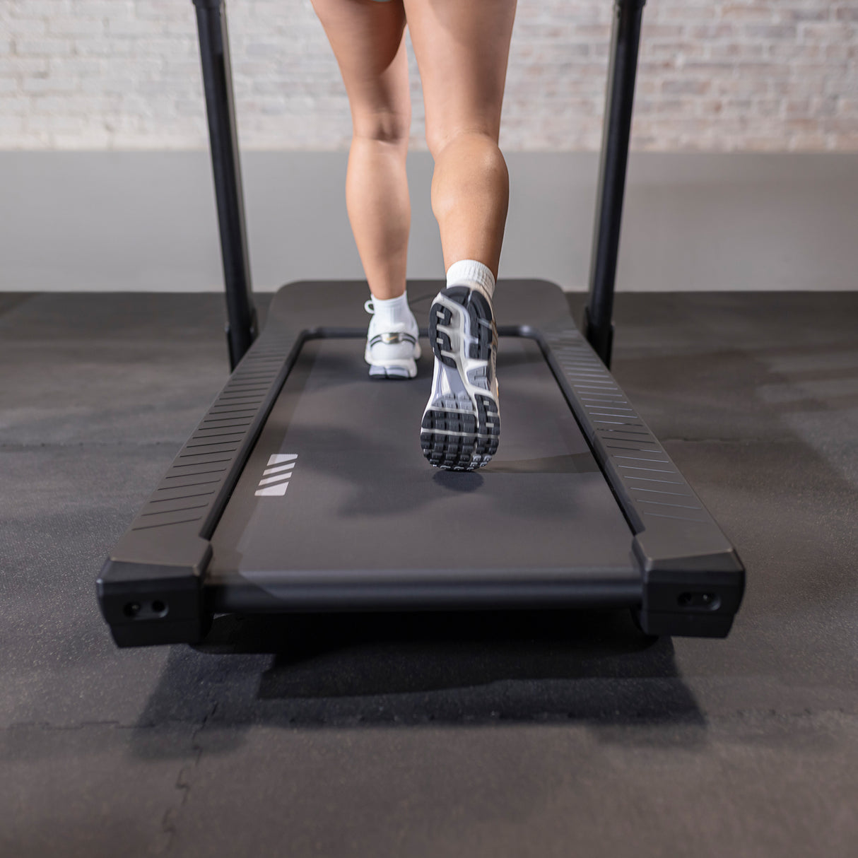 Inspire Series T4 Laufband