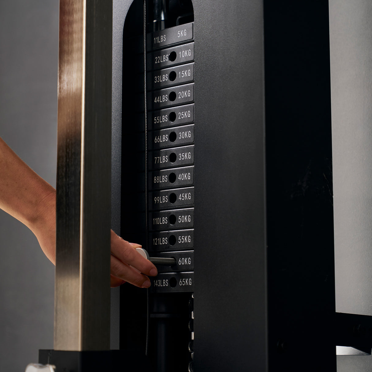 Hammer Cable Tower 4.0 Black