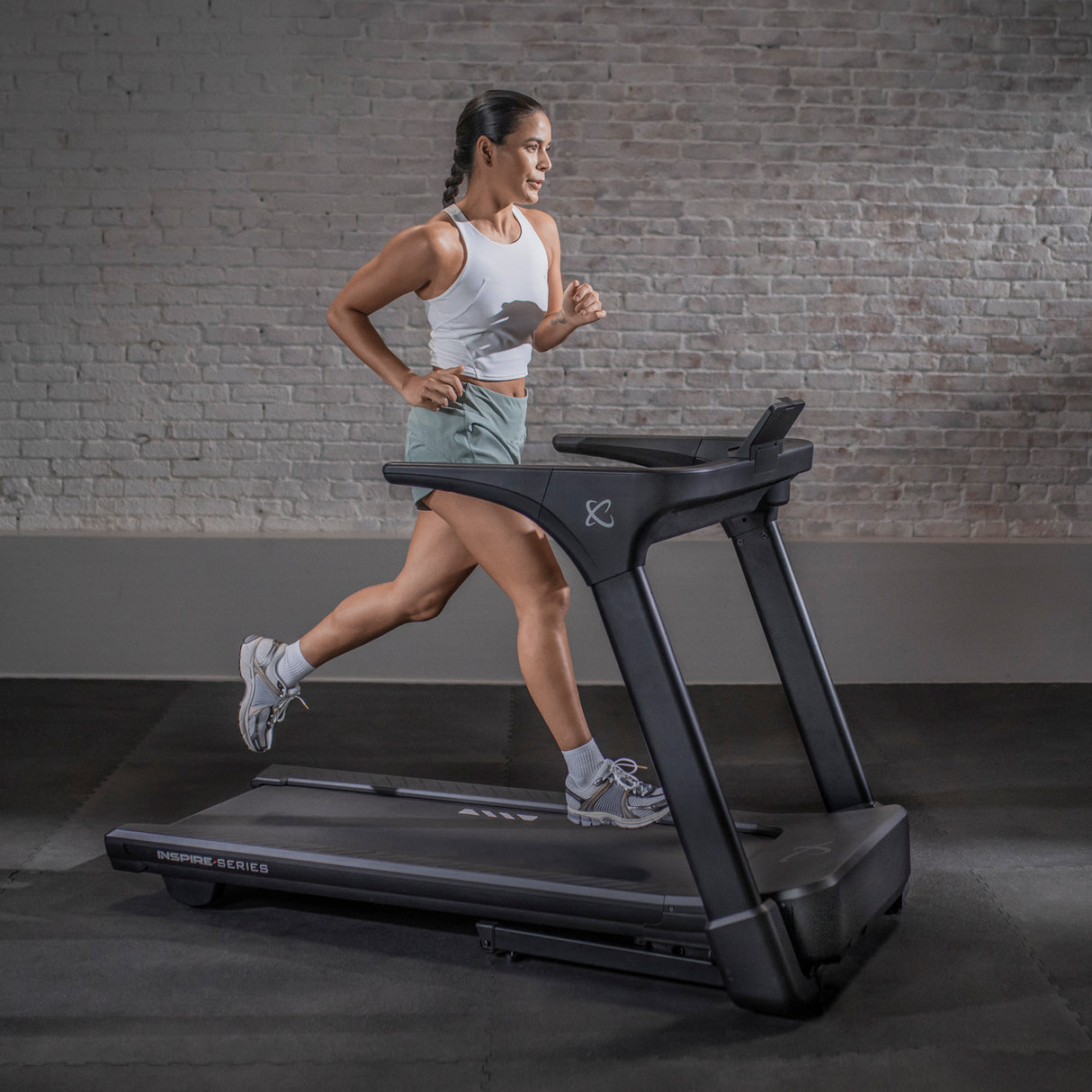 Inspire Series T4 Laufband