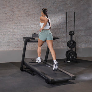 Inspire Series T4 Laufband