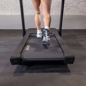 Inspire Series T4 Laufband