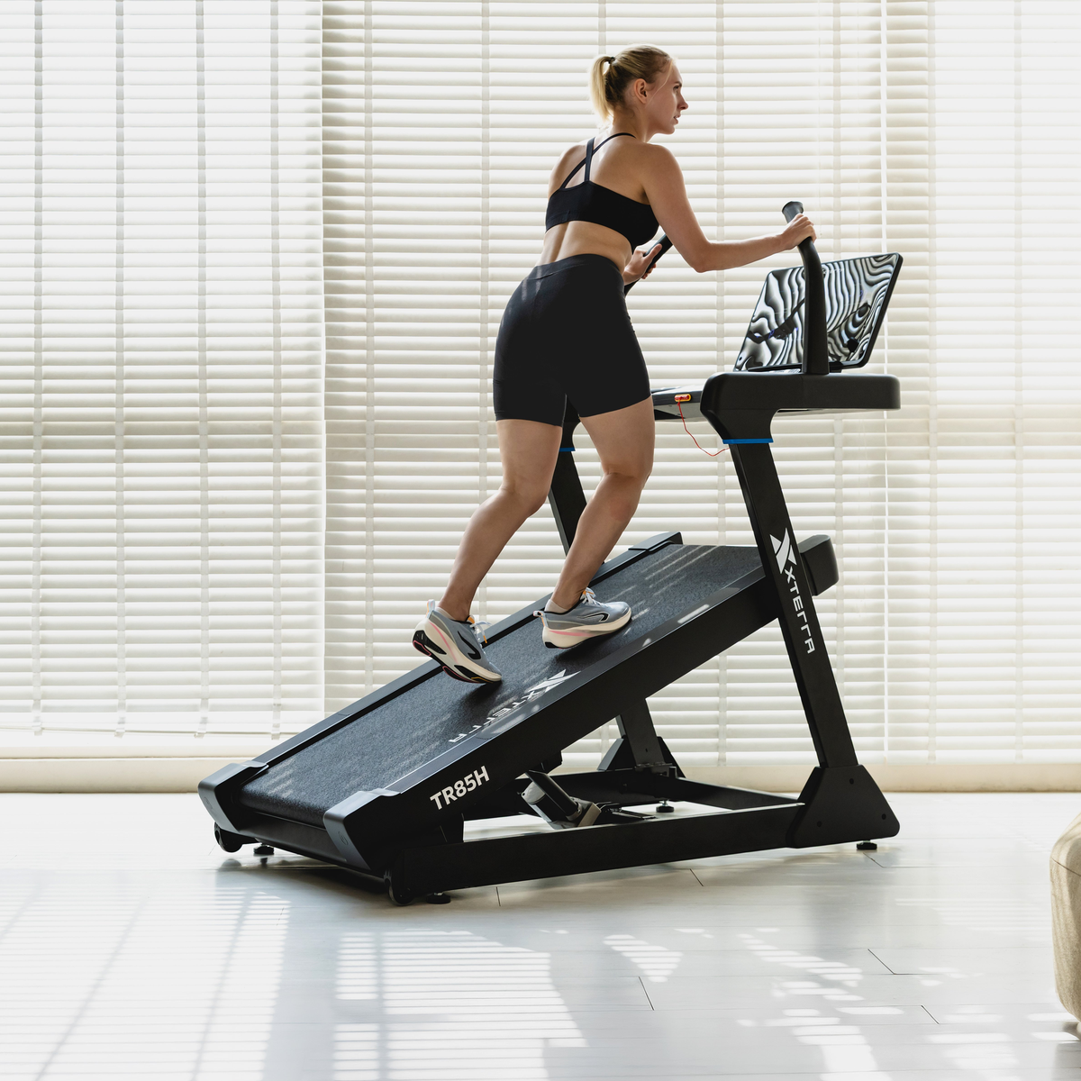 XTERRA Fitness TR85H Hiker Incline Laufband
