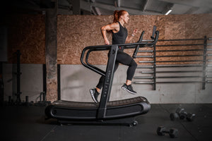 Half Human Curved Laufband