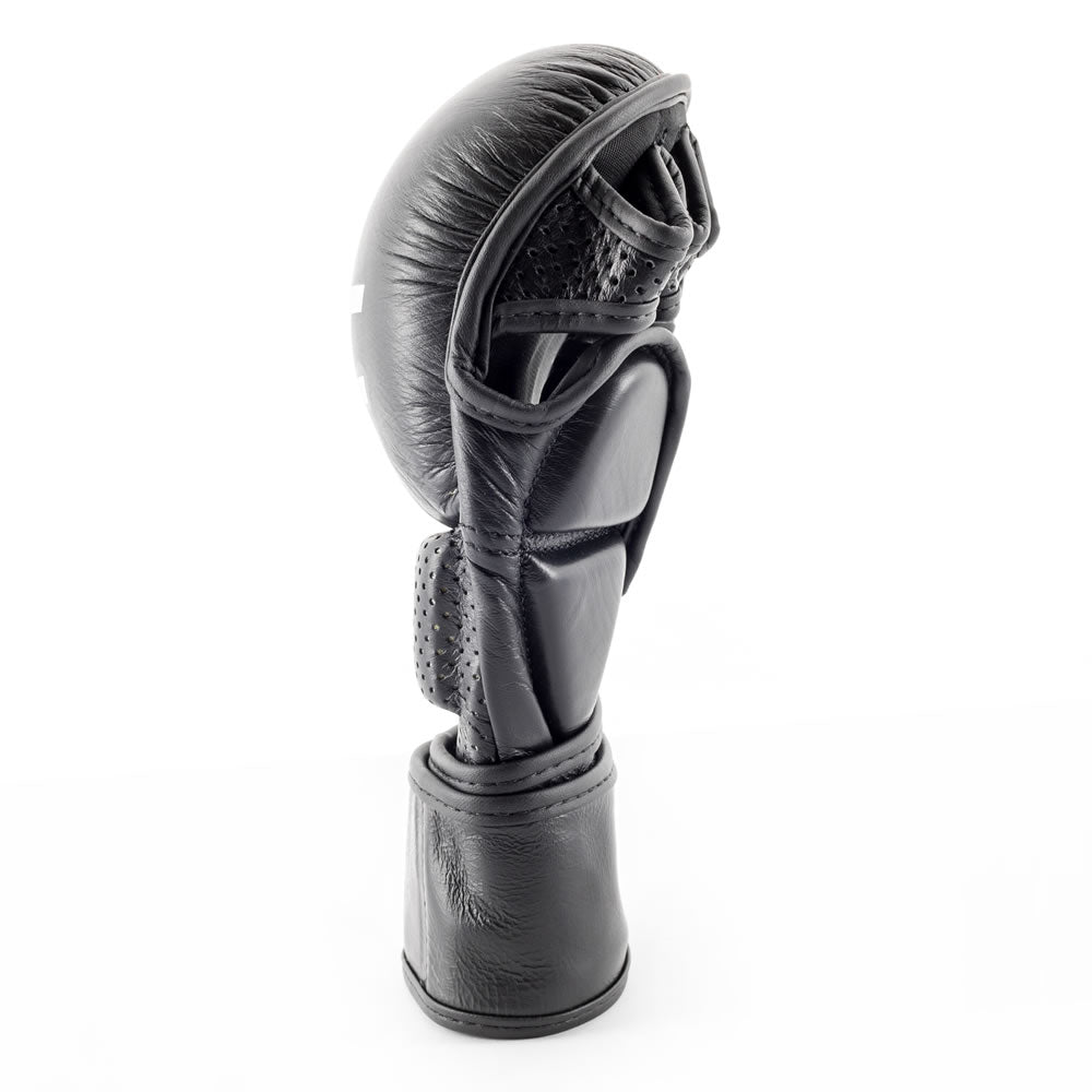 UFC PRO MMA Safety Sparring Gloves Gr. S/M